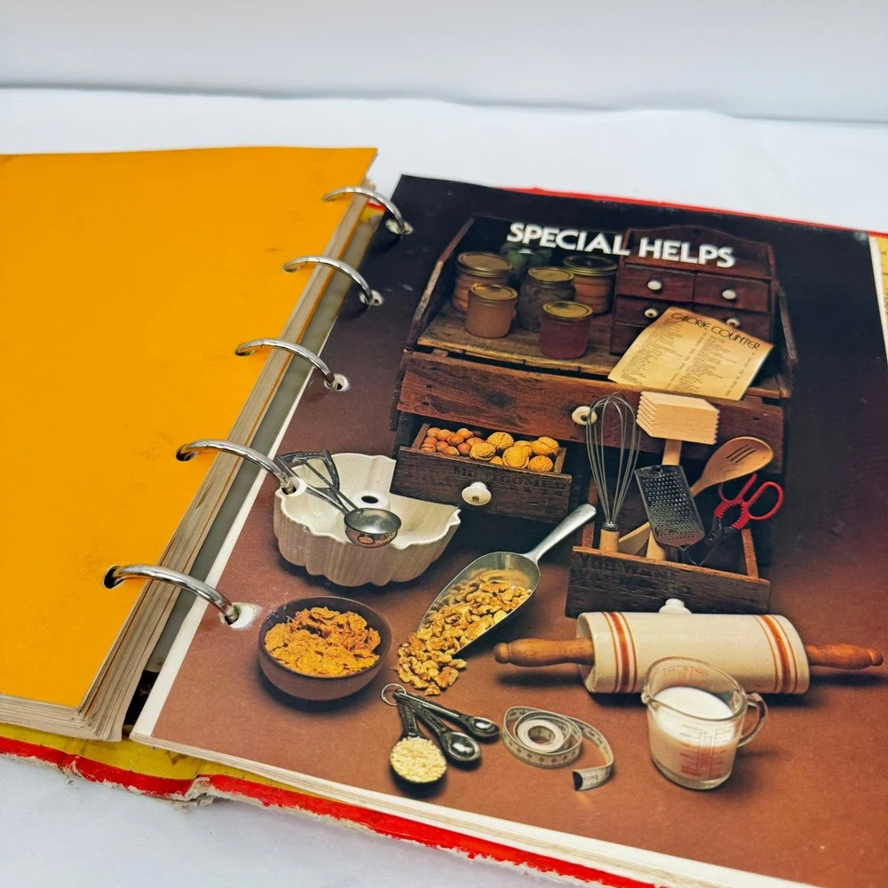 Betty Crocker Cookbook New and Revised Edition Vintage Retro Golden 1979